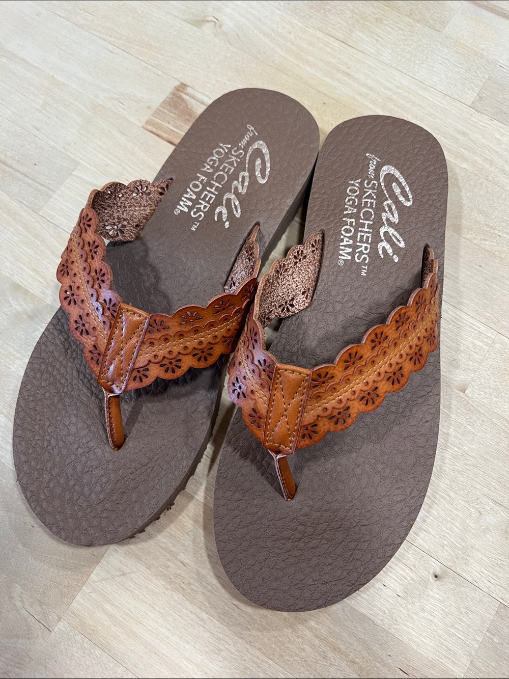 Skechers Brown Laser-Cut Leather Trim Flip Sandals